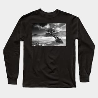 Never surrender! Long Sleeve T-Shirt